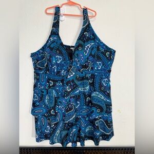 Avenue Plus Size 24 Blue Paisley Swim Top Tankini Padded Bust Supportive